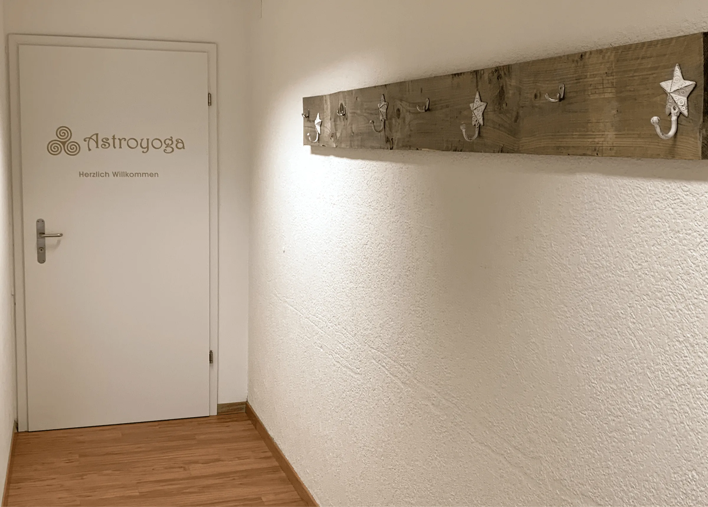 Eingang zum Astroyoga-Studio